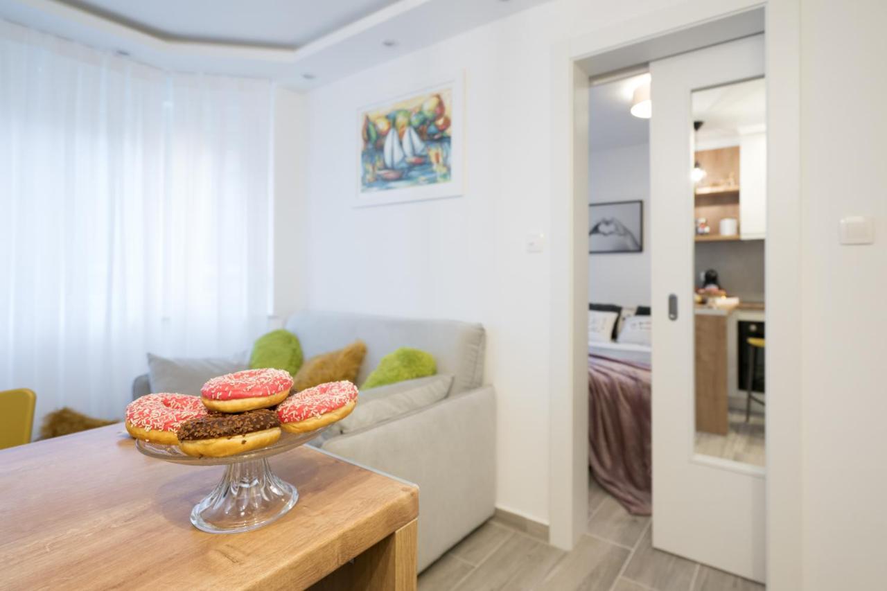 Luxflat20 Appartement Rijeka Buitenkant foto